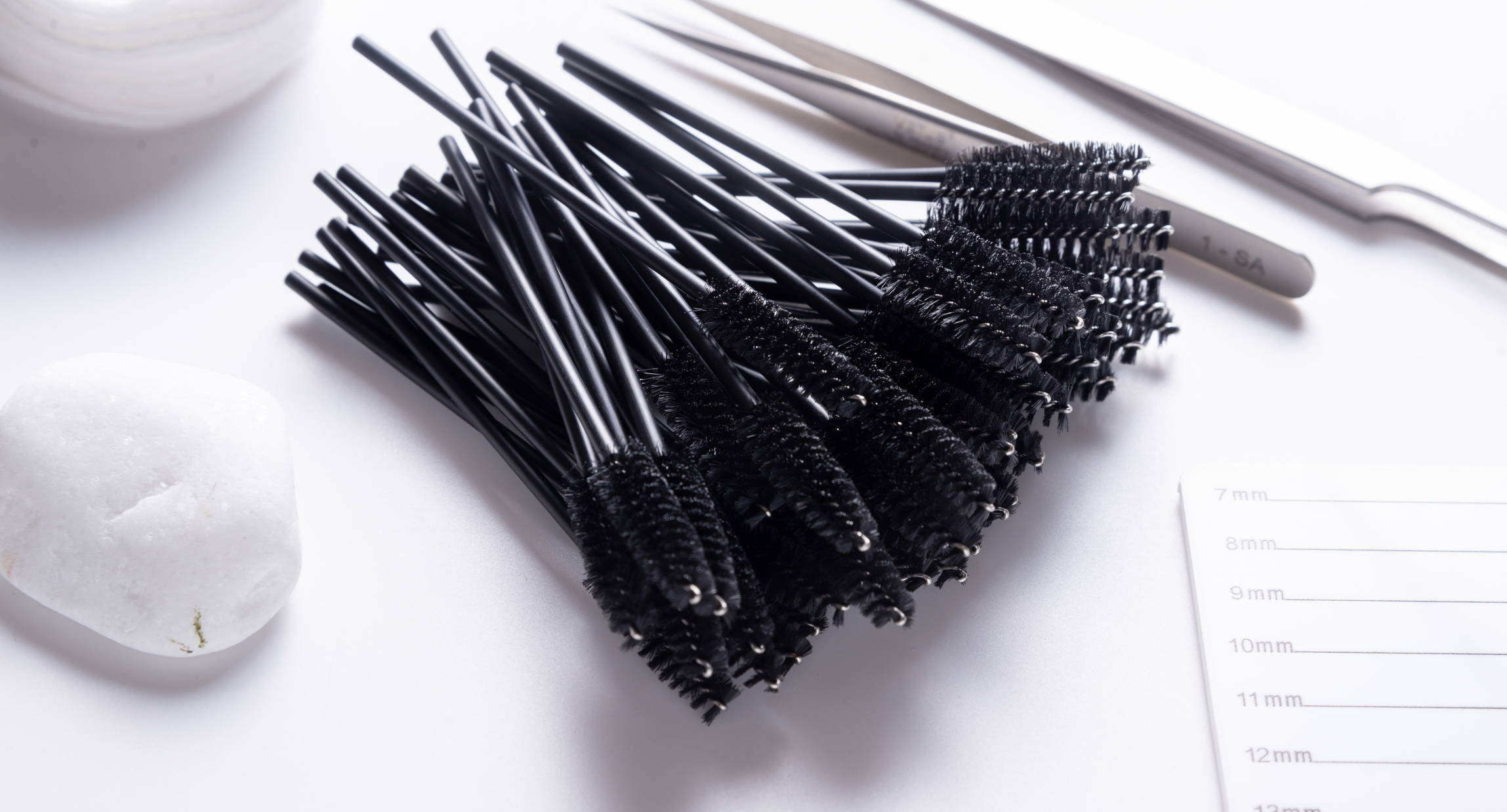 The Lash Artist’s Toolkit: 10 Critical Tools for Perfect Lashes ...