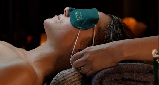 Orange Glow Holiday Eye Ritual