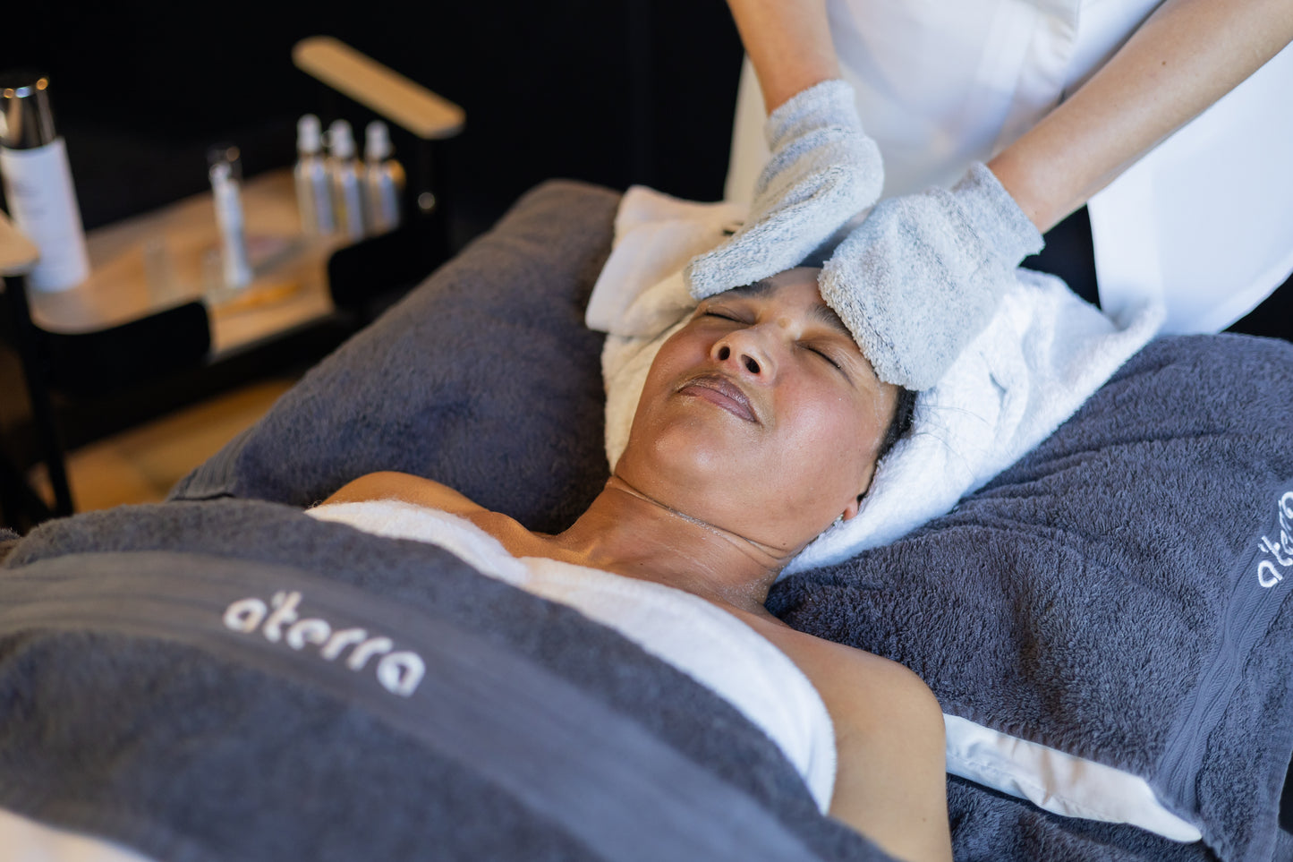 Bellabaci Facial Deep Cleanse Pro Facial Mitt