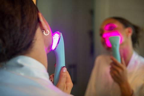 Image of reVive Light Therapy Acne Treatment Clinical Series