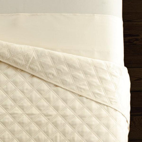 Image of Quilted Blanket in Cream by Sposh